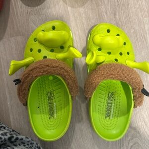 Shrek crocs